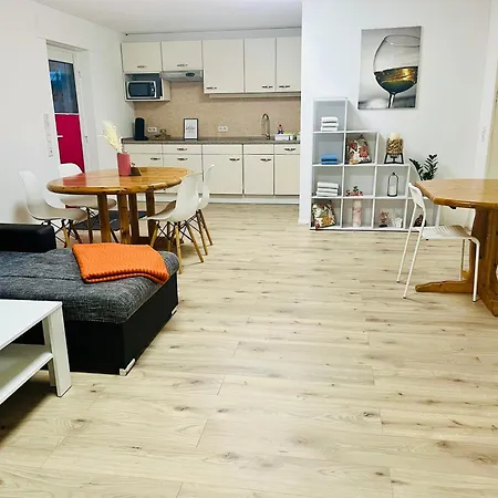 Ferienwohnung Moselverliebt Апартаменты *